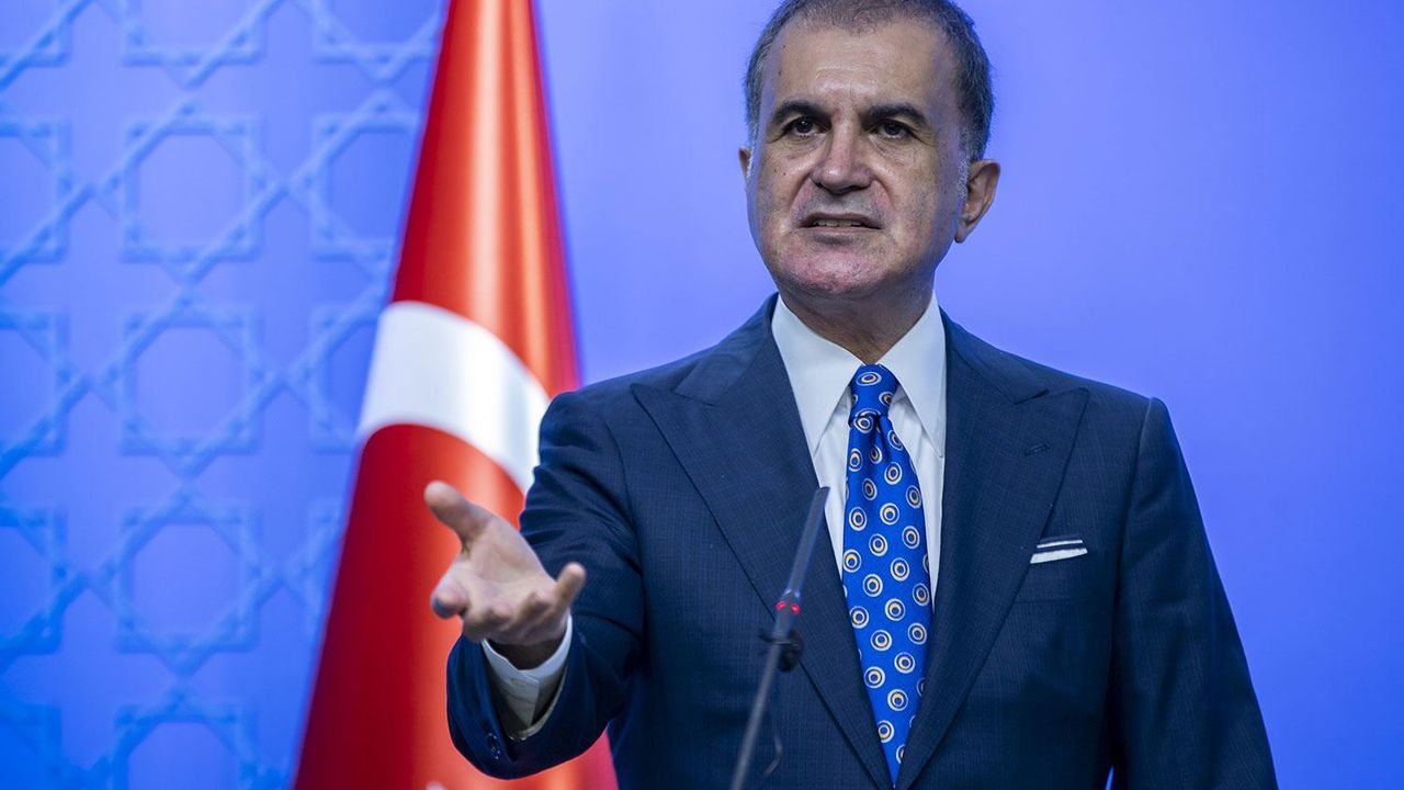 AK Parti Sözcüsü Ömer Çelik: “CHP’de ne değişirse değişsin Yassıada zihniyeti değişmiyor”