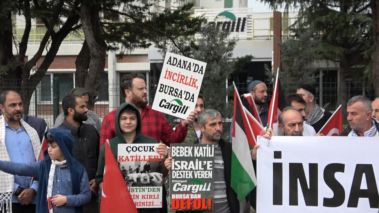 Gazze ile Dayanışma Platformu, Cargill önünde eylem yaptı