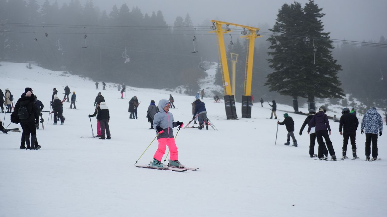 Bursa Uludağ'da kayak yapmak isteyen bir tatilcinin günlük masrafı ne kadar?