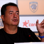 Acun Ilıcalı: "Türkiye, futbolcu transferi konusunda bizim için cazip değil"