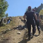 Devrilen traktörün altında kalan sürücü hayatını kaybetti