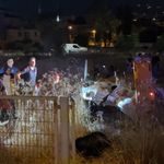 Direksiyon hakimiyetini kaybeden otomobil tarlaya uçtu: 5 yaralı