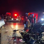 Bursa'da iki otomobil kafa kafaya çarpıştı: 5 yaralı, 2 ölü