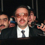 Eski Ulaştırma Bakanı Arif Ahmet Denizolgun'un doktoru gözaltına alındı