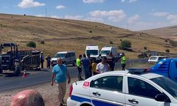 Sivas'ta tarım işçilerini taşıyan römork devrildi: 23 yaralı