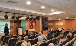 Bursa'da doktorlar hastalarına eğitim verdi