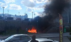 Muş'ta DEM Partili belediyeye tepki gösteren şahıs eşyalarını ateşe verdi