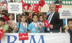 Yıldırım Belediyesi Okul Sporları Şenliği  ödül ve malzeme dağıtımı töreni gerçekleştirildi