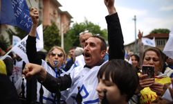 Bursa'da binlerce kişi ‘eğitimde şiddete dur’ dedi