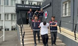 Bursa'da sahte genç kız profili açarak vatandaşları dolandıran 9 şahıs tutuklandı