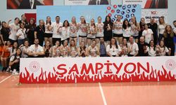 Eczacıbaşı Yıldız Kız Takımı Türkiye şampiyonu