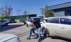 Bursa'da kuyumcuyu silahla soymak isteyen şahıs ve arkadaşı tutuklandı