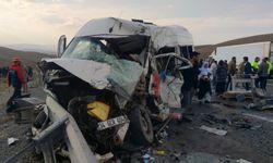 İki feci kaza: 10 can kaybı, 28 yaralı