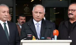 AK Parti Genel Başkan Vekili Efkan Ala Sırrı Süreyya Önder’i hastanede ziyaret etti