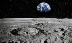 NASA'da film gibi soygun! Ay taşı çalıp ilişkiye girdi...