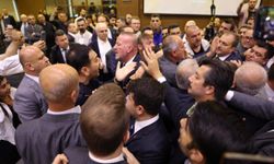 Bursa Büyükşehir Meclisi'nde ortalık karıştı!