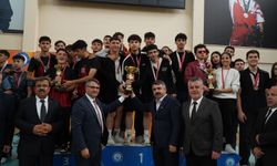 77 okuldan 4 bin 50 öğrenci sporla buluştu