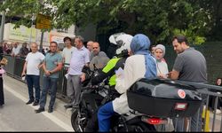 Okulları karıştırınca motosikletli polis okula böyle yetiştirdi