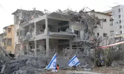 İran Tel Aviv'i, İsrail Tebriz'i vuruyor