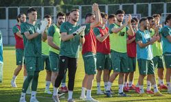 Bursaspor sezonu taraftarıyla açtı
