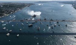 Boğaz'dan 15 Temmuz geçişi: 253 şehidin anısına 253 tekne...