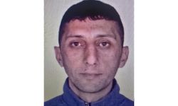 Kendine lise, başkalarına üniversite diploması almış