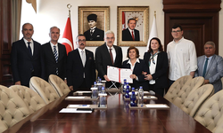 İnegöl’e 7 birimli yeni aile sağlığı merkezi için protokol imzalandı