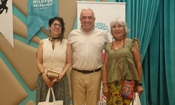 Nilüferli kadınlar yılın yazarını şiirleri ile andı