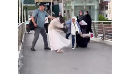 Üst geçitte kadın kavgası! Saçından tutup yerlerde sürükledi