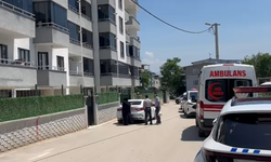 Bursa'da tartıştığı eşini 10 yaşındaki oğlunun gözü önünde katletti