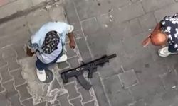 Sokak ortasında tüfekle art arda ateş açtılar