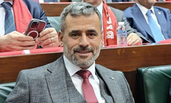 Belediye başkanına bıçaklı saldırı! Oğlu arbedede yaralandı
