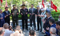 Bursa’da 15 Temmuz programı şehitler anması ile başladı