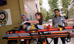 Bursa'da 150 kiloluk demir kapı 3 yaşındaki çocuğun üzerine devrildi