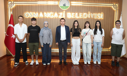 Osmangazi’de ücretsiz LGS kurslarının başarılı öğrencileri başkan Aydın’la buluştu