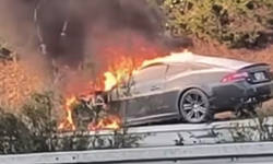 Bursa’da otomobil alevlere teslim oldu