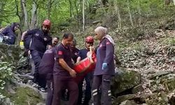 Şelalede 3 metre yükseklikten düşerek yaralanan kadın kurtarıldı