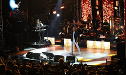 Özcan Deniz'den muhteşem final