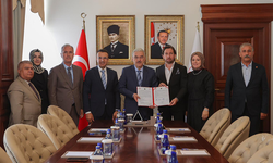İnegöl’e 2 yeni aile sağlığı merkezi yapımı için imzalar atıldı