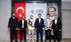 Başkan Vekili Biba'dan dünya şampiyonu güreşçiye tebrik