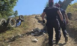Devrilen traktörün altında kalan sürücü hayatını kaybetti