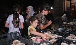 İnegöl Belediyesi’nin helva geleneği Mevlid Kandilinde de devam etti