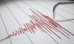 Endonezya’da 7,5 büyüklüğünde deprem meydana geldi