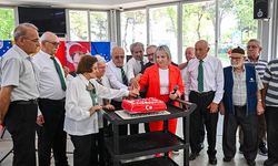 Bursa'da 7'den 70'e zafer sevinci