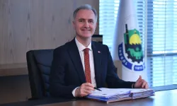 İnegöl Belediyesi’nden Mevlid Kandilinde helva ikramı