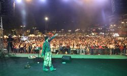 İnegöl Gastronomi Festivali’nde lezzet şöleni Retrobüs coşkusuyla taçlandı