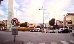 Bursa'da hatalı dönüş yapan otomobil kazaya neden oldu