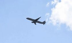 Dubai-Tel Aviv uçağı kaçırılma kodu verip Suudi Arabistan'a acil iniş yaptı
