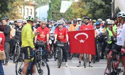 Başkan Erkan Aydın farkındalık için pedal çevirdi