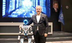 İnsansı robot belediyede işe girdi
